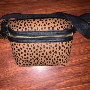 Woman’s Fanny Pack